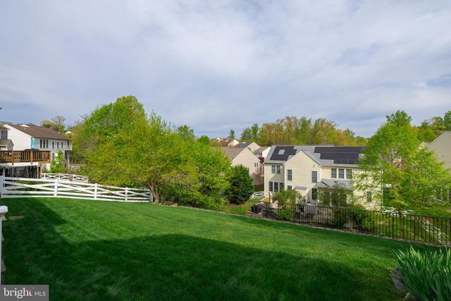 8170 DOUGLAS FIR DR, Lorton, VA 22079