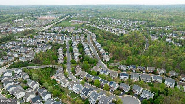 8170 DOUGLAS FIR DR, Lorton, VA 22079