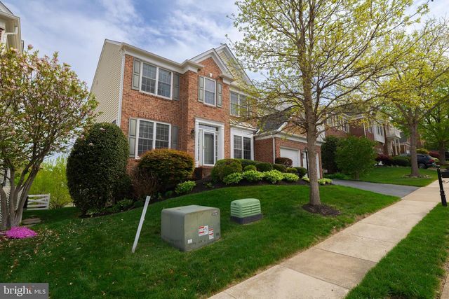 8170 DOUGLAS FIR DR, Lorton, VA 22079
