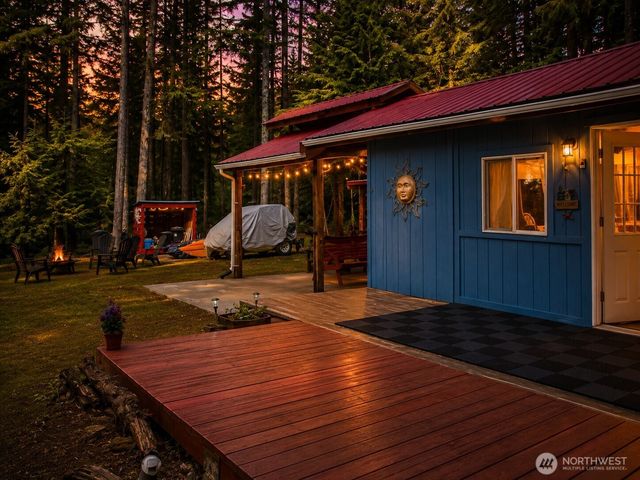 120 N Wynoochee Drive, Hoodsport, WA 98548