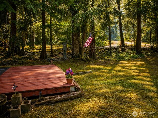 120 N Wynoochee Drive, Hoodsport, WA 98548