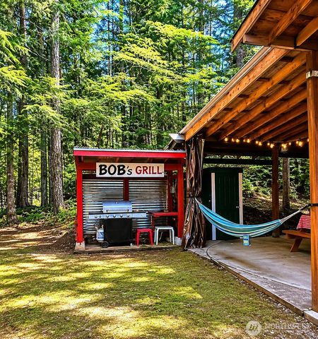 120 N Wynoochee Drive, Hoodsport, WA 98548