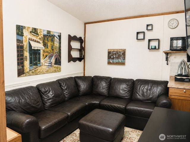 120 N Wynoochee Drive, Hoodsport, WA 98548