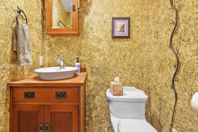 10470 Orozco, San Diego, CA 92124