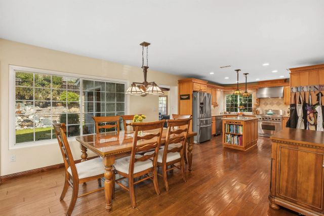 10470 Orozco, San Diego, CA 92124