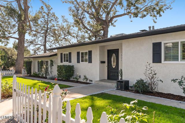 2902 El Caminito, La Crescenta, CA 91214