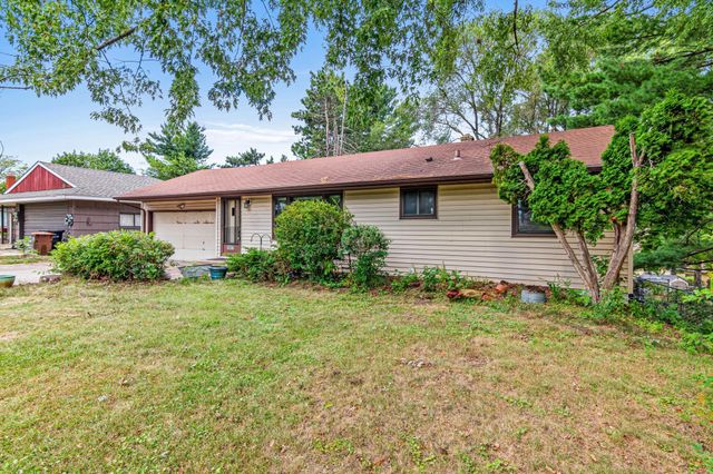 1837 City Heights Drive, Maplewood, MN 55117