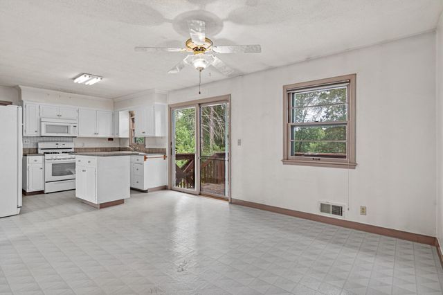 1837 City Heights Drive, Maplewood, MN 55117
