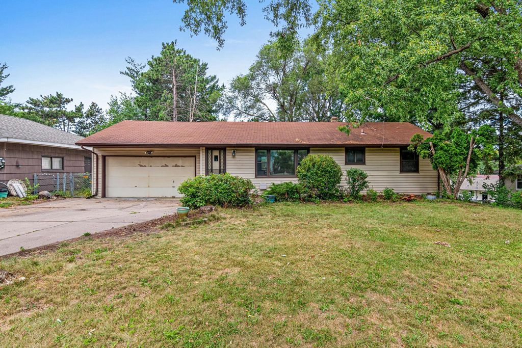 1837 City Heights Drive, Maplewood, MN 55117