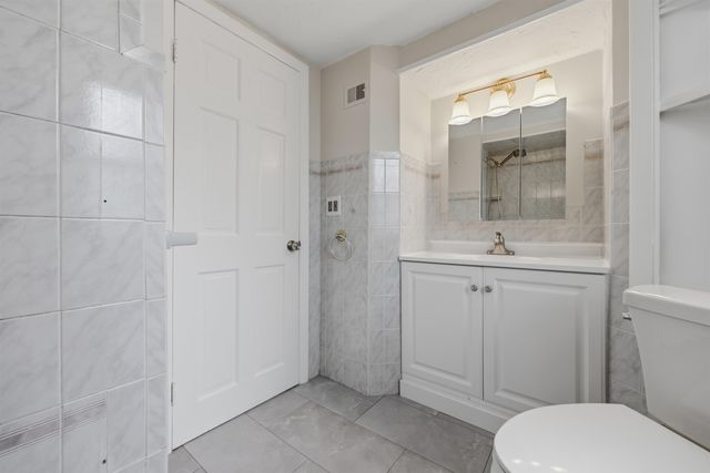 12 Morton Street, Nashua, NH 03060