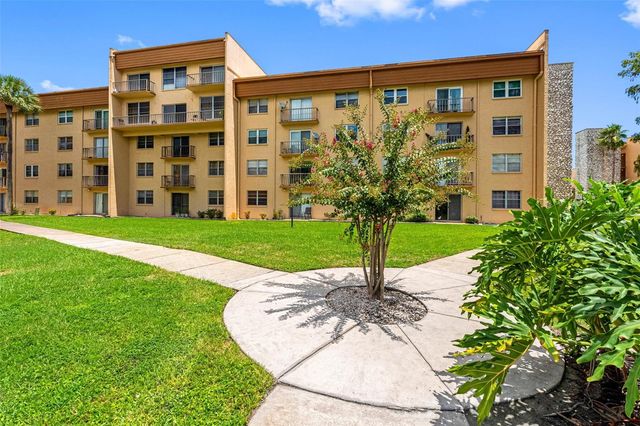 5820 N CHURCH AVENUE 346, Tampa, FL 33614