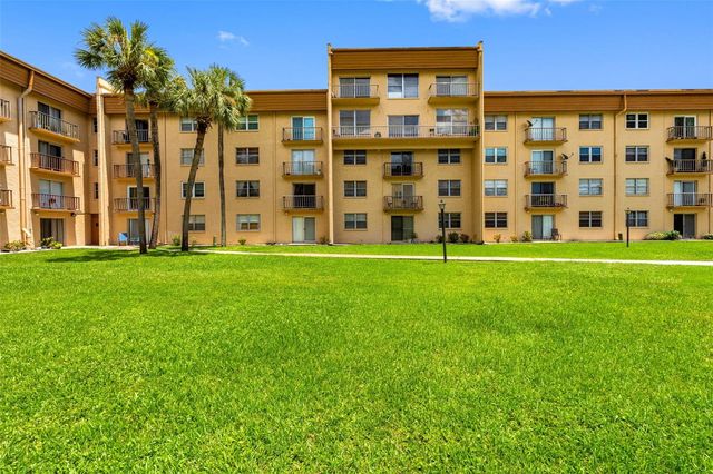 5820 N CHURCH AVENUE 346, Tampa, FL 33614