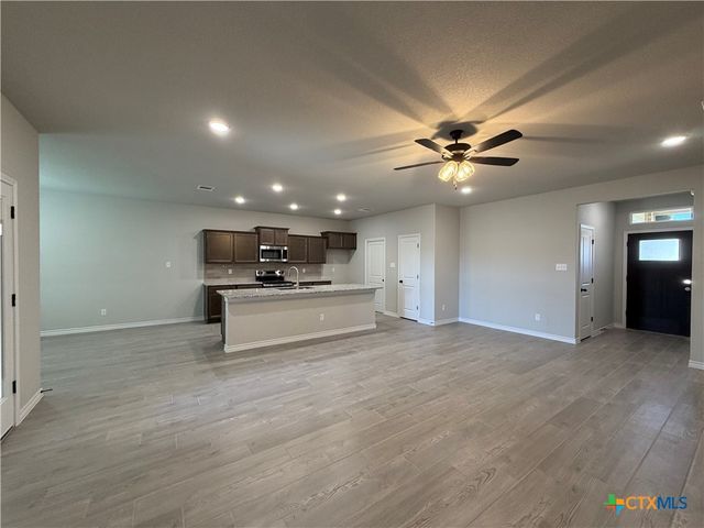 3008 Seeker Street, Killeen, TX 76549