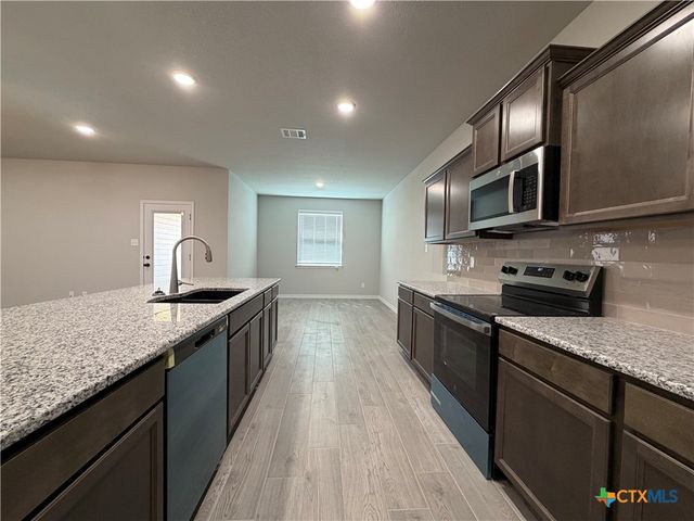 3008 Seeker Street, Killeen, TX 76549