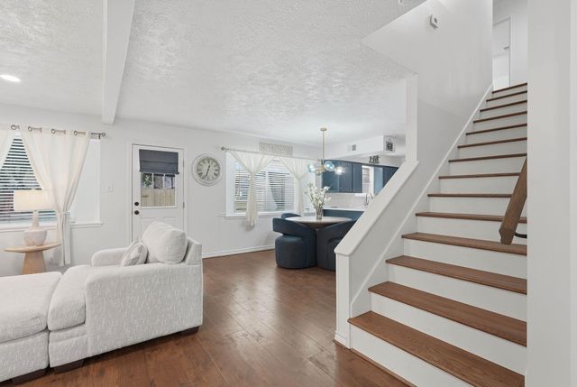 8223 Bairnsdale Lane, Houston, TX 77070