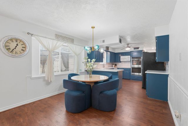 8223 Bairnsdale Lane, Houston, TX 77070