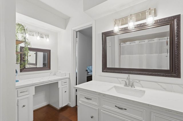 8223 Bairnsdale Lane, Houston, TX 77070