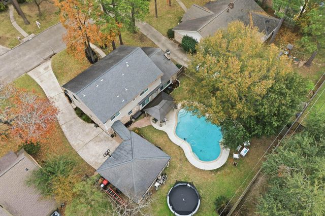 8223 Bairnsdale Lane, Houston, TX 77070