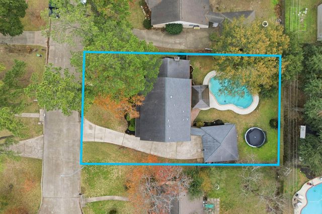 8223 Bairnsdale Lane, Houston, TX 77070