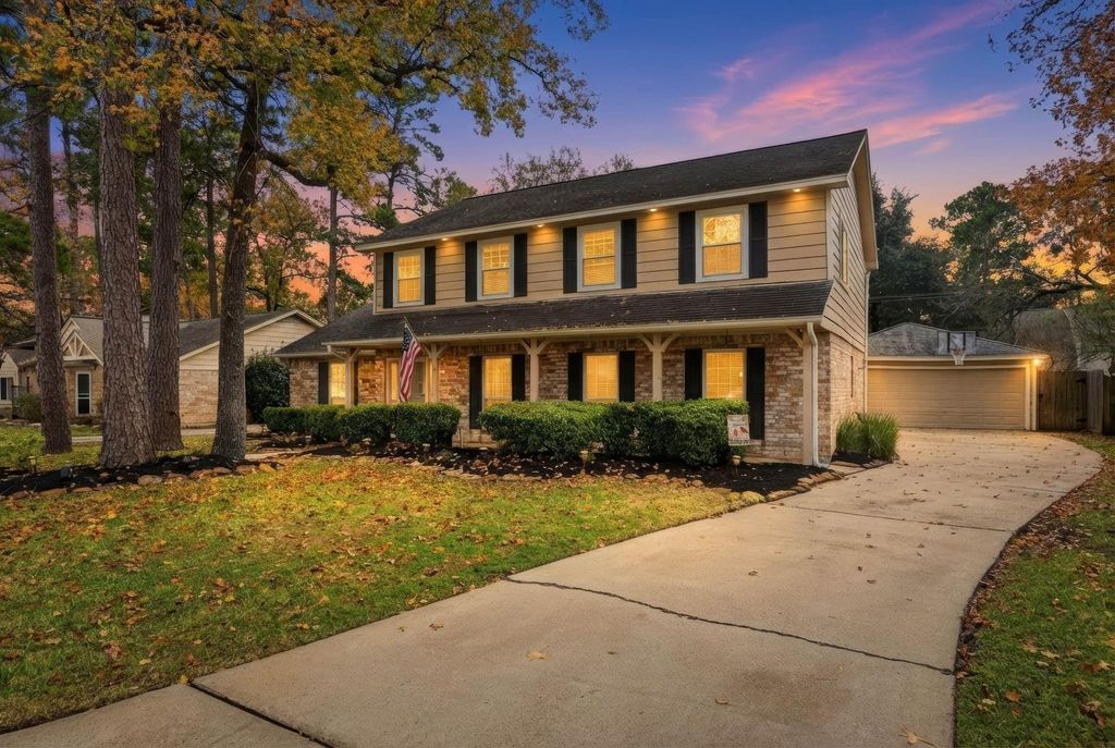 8223 Bairnsdale Lane, Houston, TX 77070