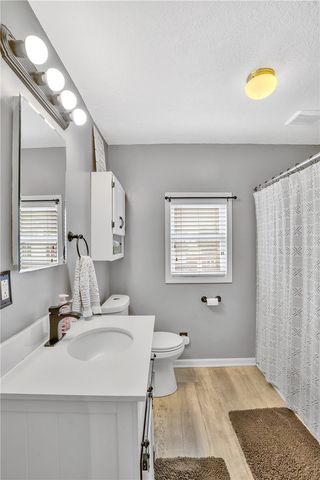 621 Cedar St, Irwin, PA 15642