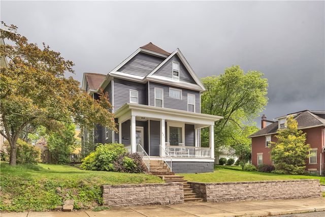 621 Cedar St, Irwin, PA 15642