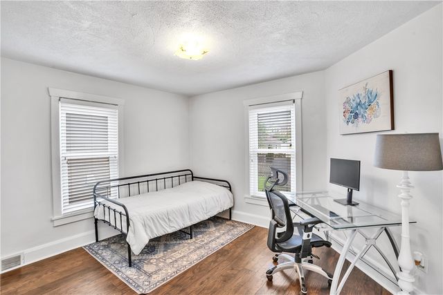 621 Cedar St, Irwin, PA 15642