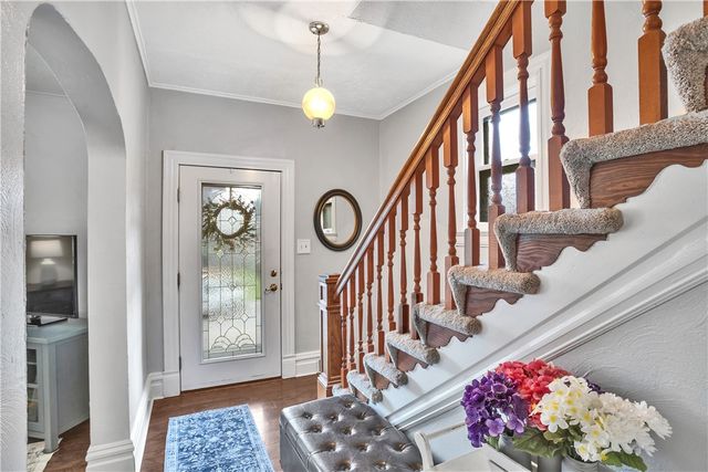 621 Cedar St, Irwin, PA 15642