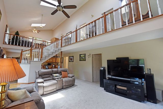 6000 Robinson Road, Young Harris, GA 30582