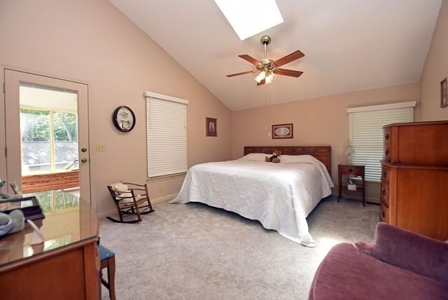 6000 Robinson Road, Young Harris, GA 30582