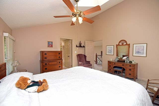 6000 Robinson Road, Young Harris, GA 30582