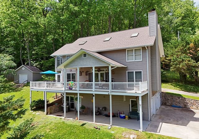 6000 Robinson Road, Young Harris, GA 30582