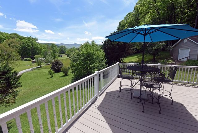 6000 Robinson Road, Young Harris, GA 30582