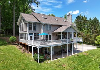 6000 Robinson Road, Young Harris, GA 30582