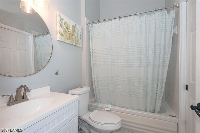 5125 Cedar Springs DR 204, Naples, FL 34110