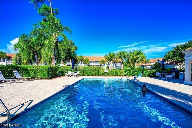 5125 Cedar Springs DR 204, Naples, FL 34110