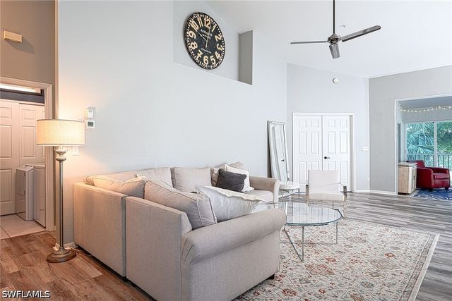 5125 Cedar Springs DR 204, Naples, FL 34110