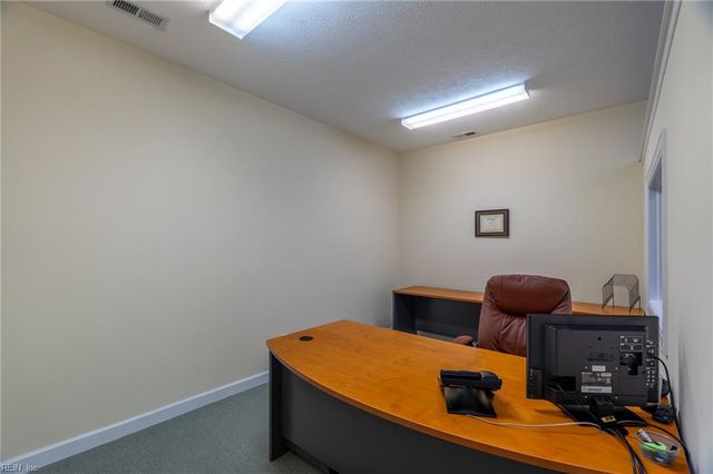 20173 Isle Of Wight Industrial Park RD, Smithfield, VA 23430