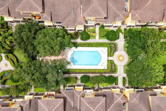 210 NE 69th Circle, Boca Raton, FL 33487