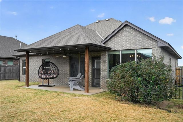 20550 Pioneer Drive, Harrah, OK 73045