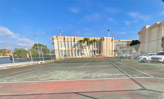 851 Three Islands Blvd 206, Hallandale Beach, FL 33009