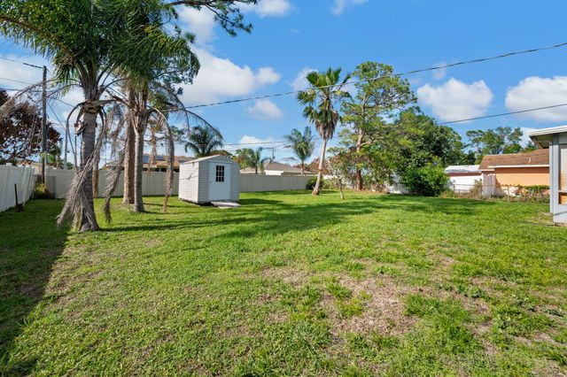 113 SW Starfish Avenue, Port St. Lucie, Port St Lucie, FL 34984