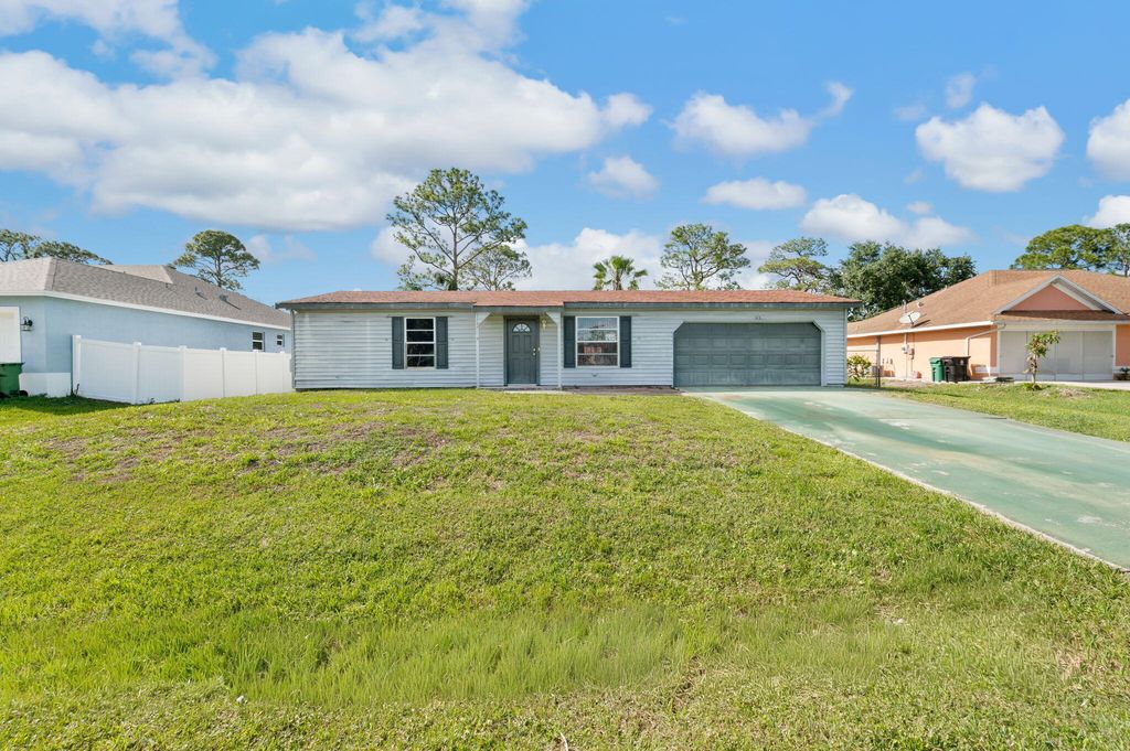 113 SW Starfish Avenue, Port St. Lucie, Port St Lucie, FL 34984