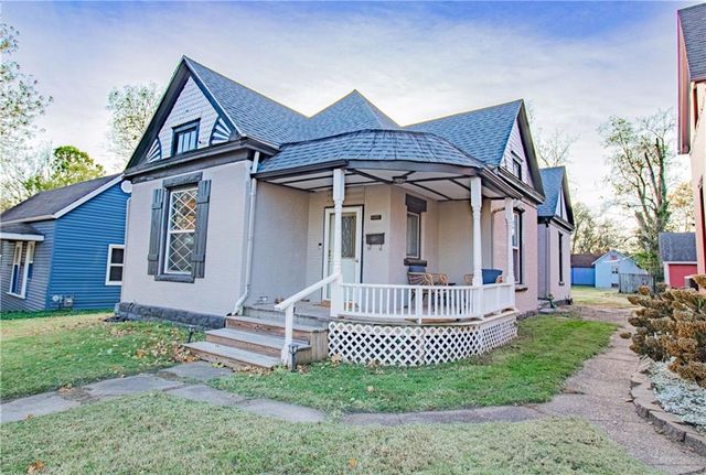 1608 S Moniteau Avenue, Sedalia, MO 65301