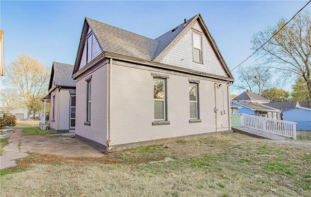 1608 S Moniteau Avenue, Sedalia, MO 65301