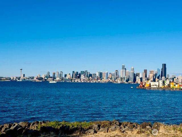 3052 38th Avenue SW, Seattle, WA 98136