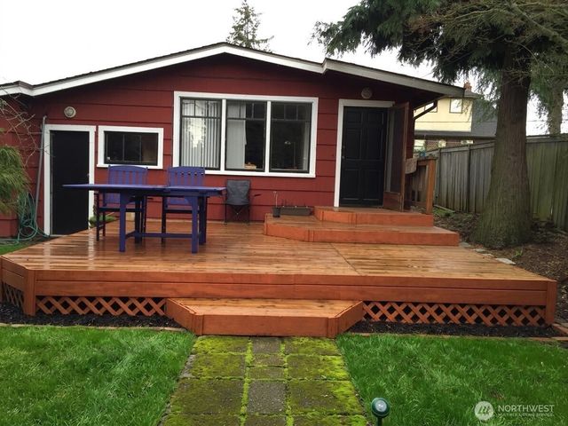 3052 38th Avenue SW, Seattle, WA 98136