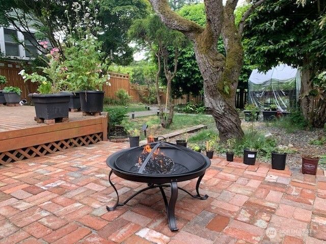 3052 38th Avenue SW, Seattle, WA 98136