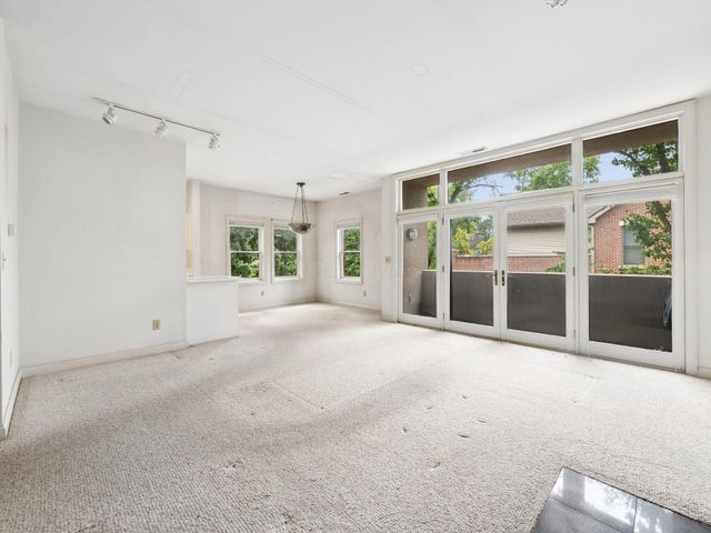 719 Sycamore Place, Columbus, OH 43206