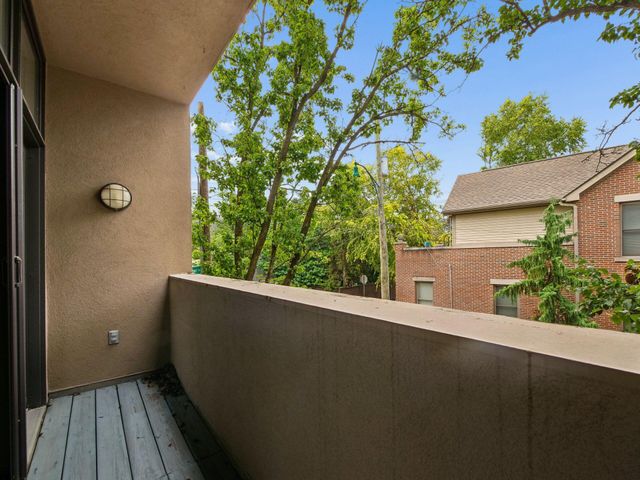 719 Sycamore Place, Columbus, OH 43206